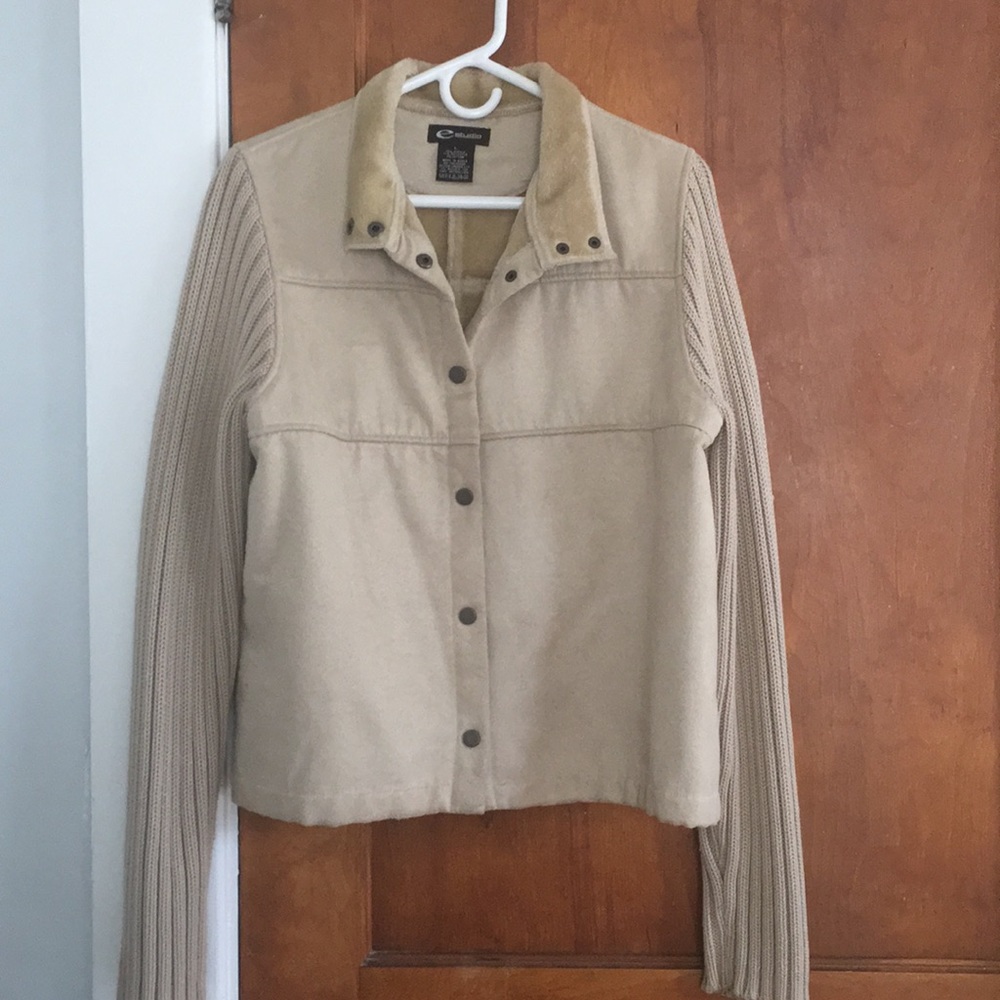 Fashionable tan sweater jacket